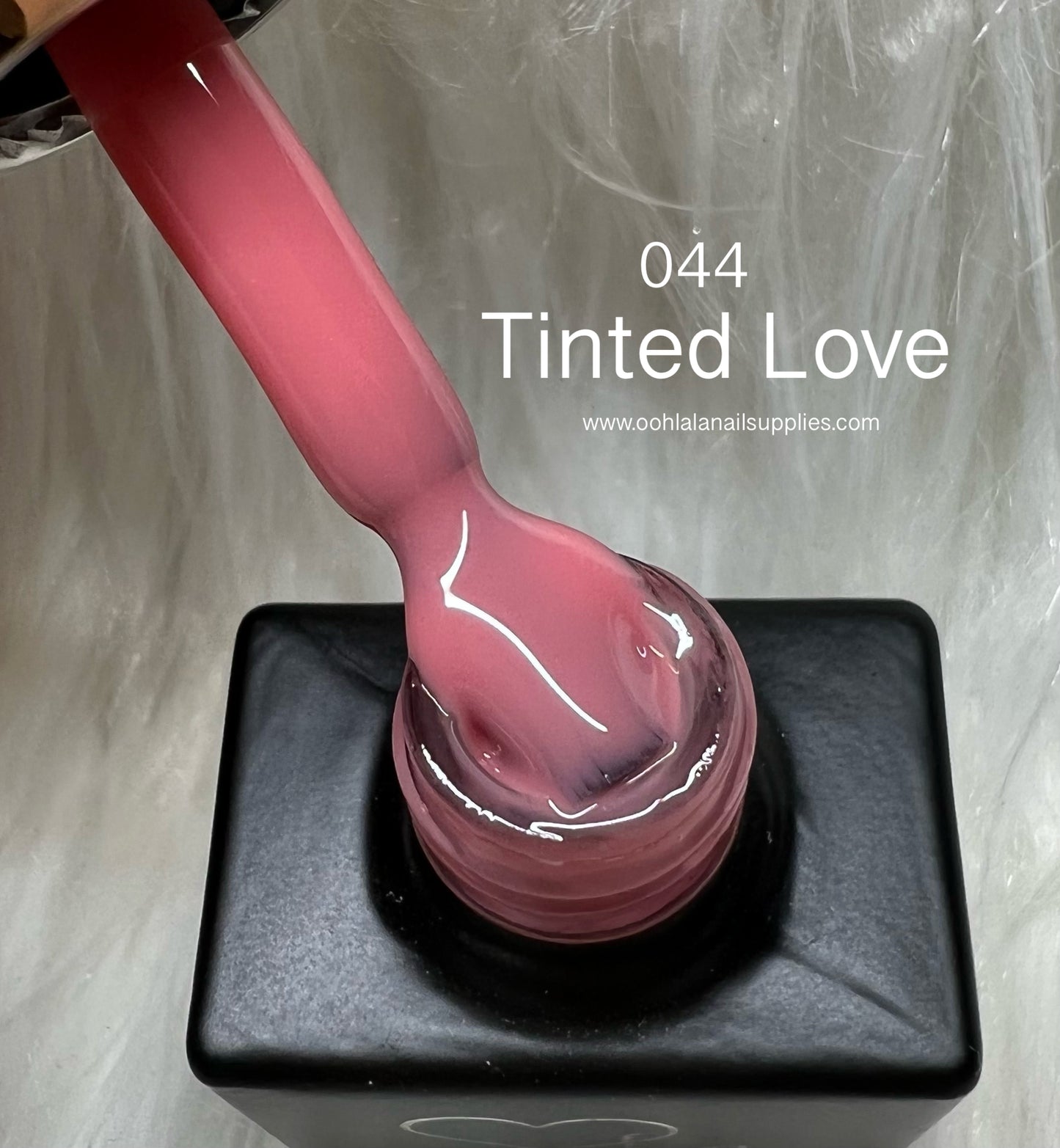 Tinted love - 044 - New & Improved Colour